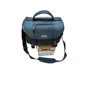 Nikon D 3200 with bag and accessories